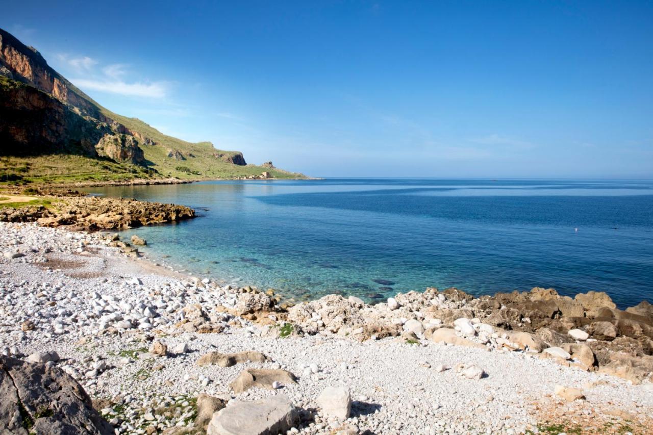 Perla Di Mare Appartamenti Castelluzzo Buitenkant foto