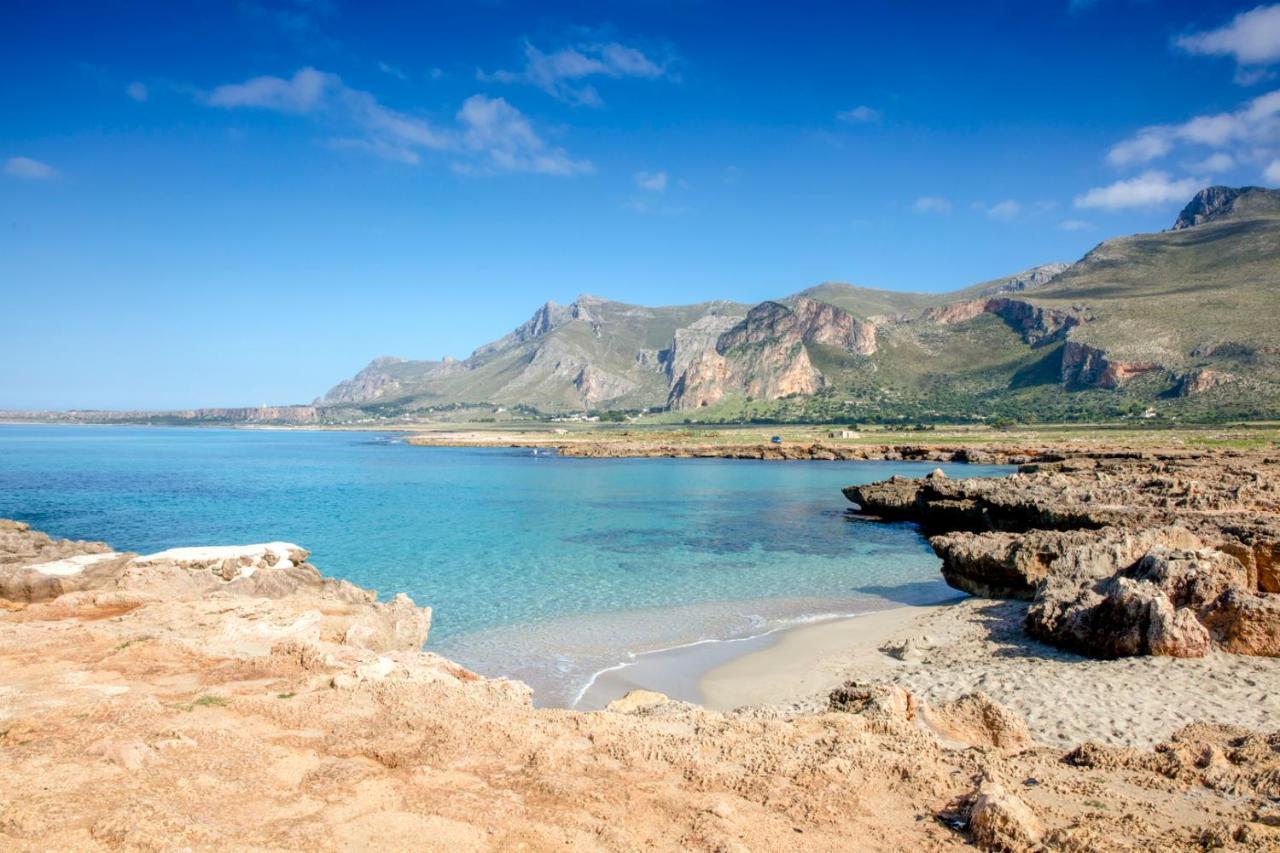 Perla Di Mare Appartamenti Castelluzzo Buitenkant foto