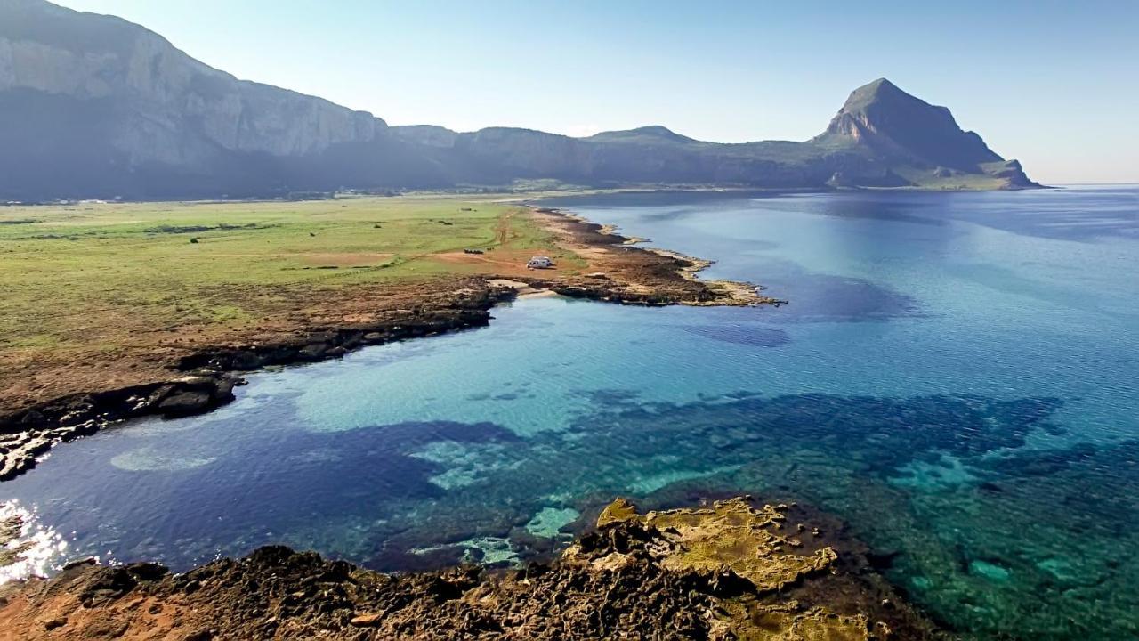 Perla Di Mare Appartamenti Castelluzzo Buitenkant foto